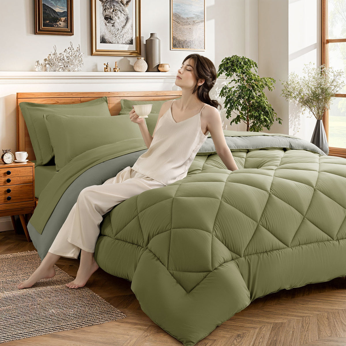 Sonoro Kate Queen Comforter Set Sage - Waterproof Mattress Protector