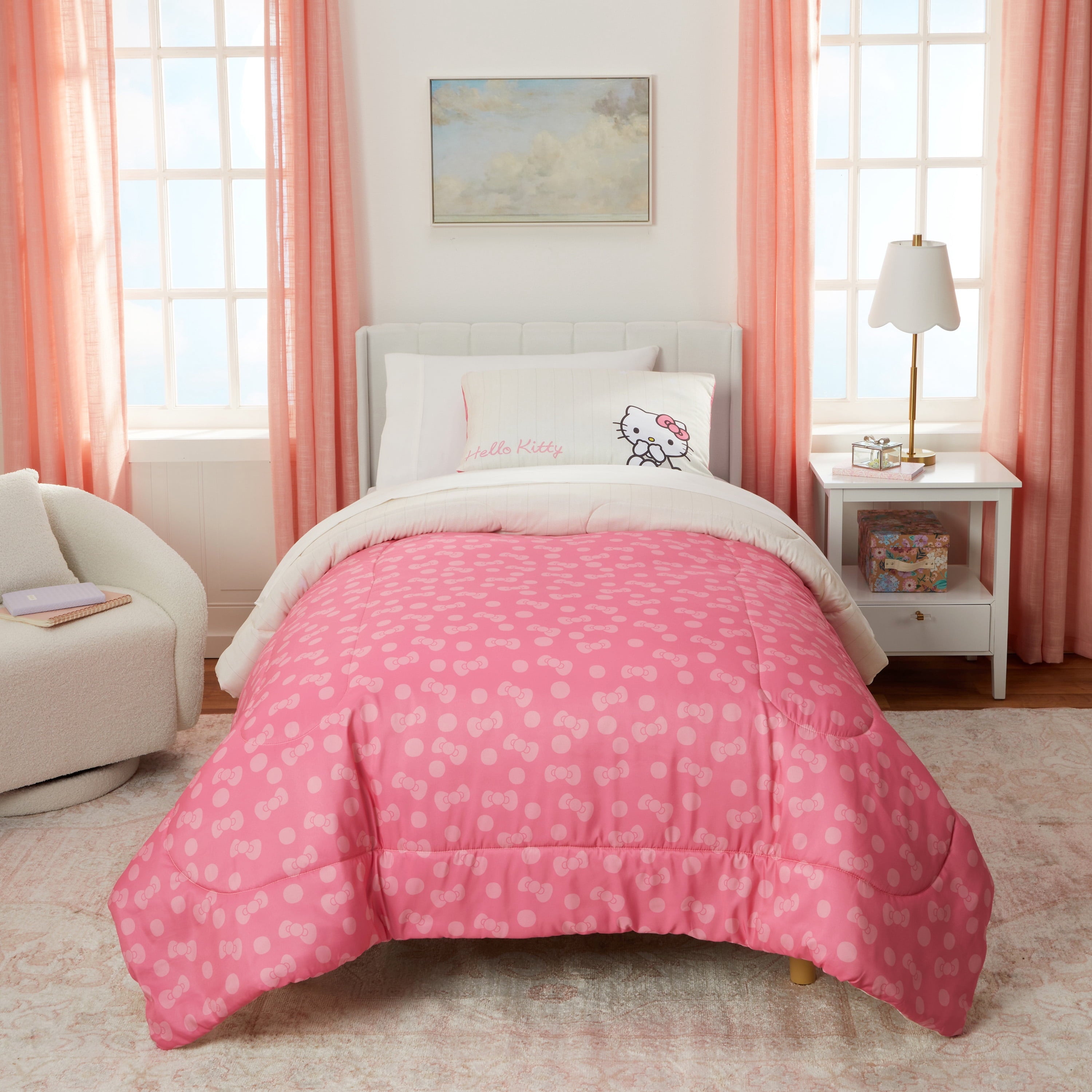 Hello Kitty Reversible Comforter and - Comforter Set