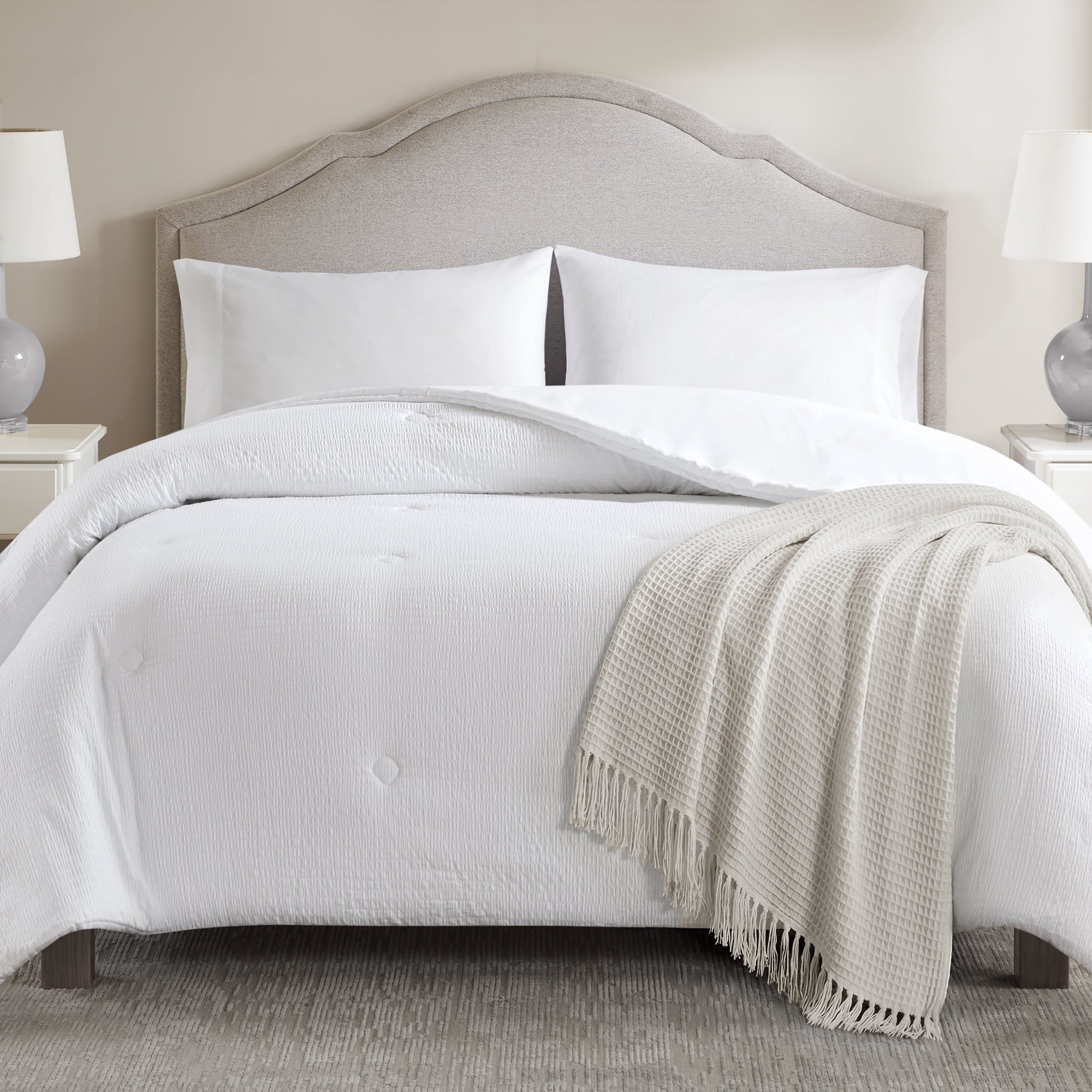 Full/Queen Comforter, Reversible Down - Waterproof Mattress