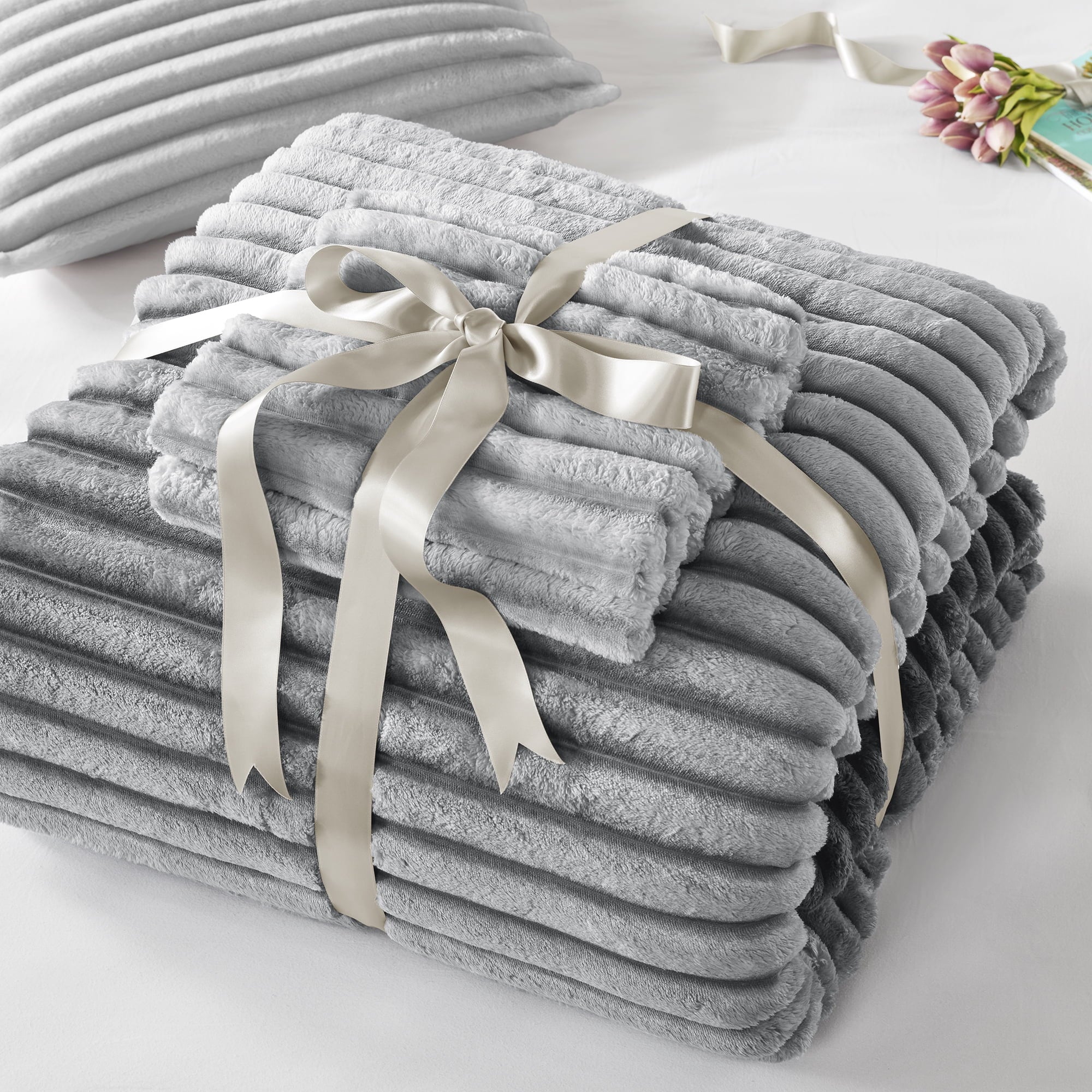 King/Cal King Fluffy Ribbed Plush - Comforter Set