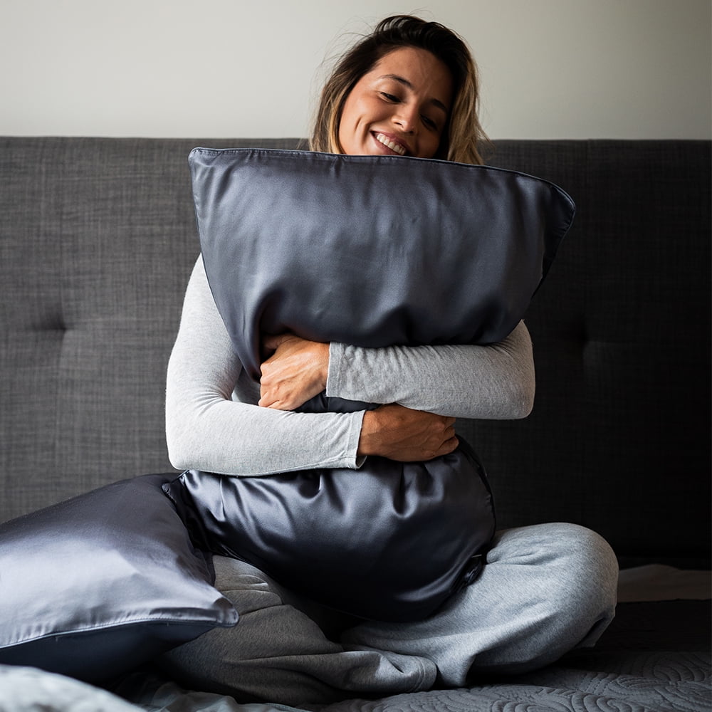 Dream Restore Silk Pillow Protector - Silk Pillow Protector