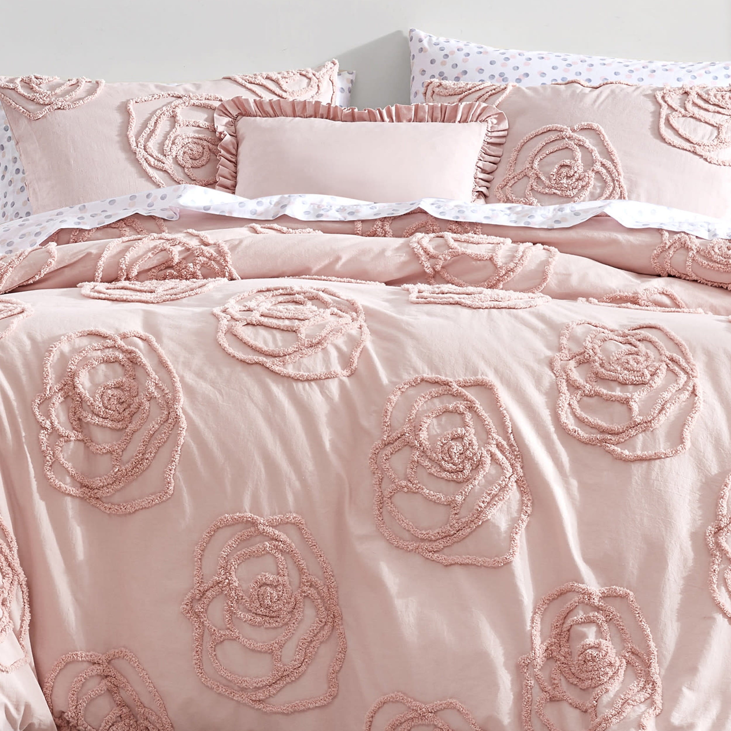 Betsey Johnson Rambling Rose Pink Twin - Dorm Room Essentials