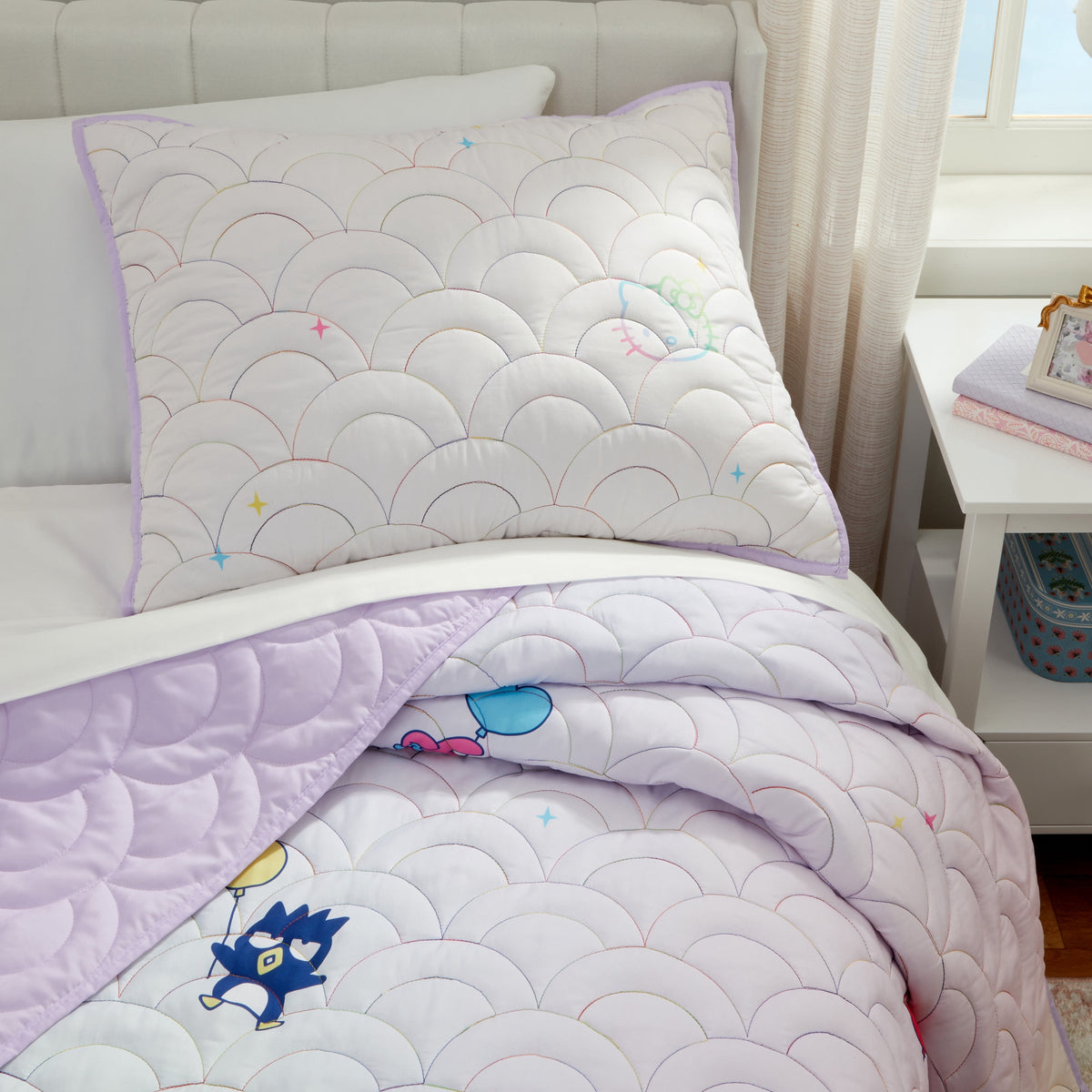 Hello Kitty and Friends Rainbow Ombre 2 - Microfiber Quilt Set