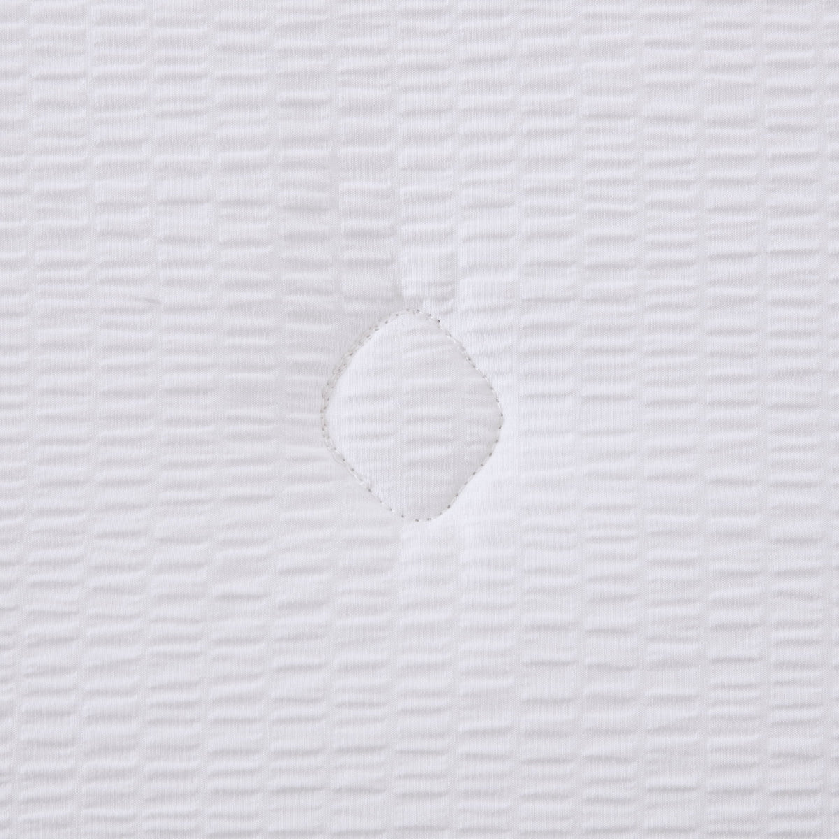 Full/Queen Comforter, Reversible Down - Waterproof Mattress